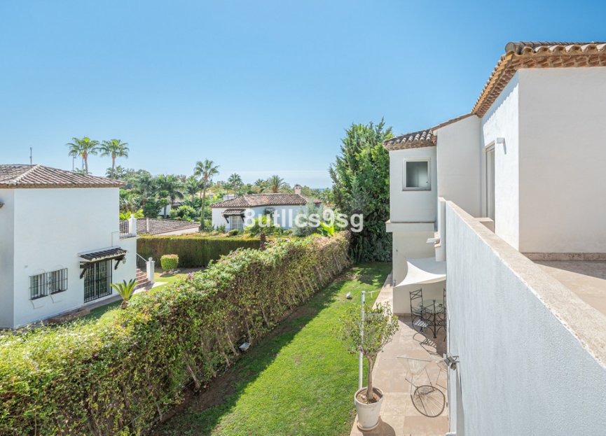 Resale - House - Detached Villa - Marbella - Nueva Andalucia