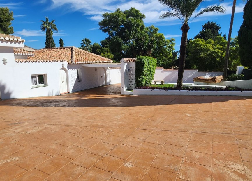 Resale - House - Detached Villa - Benalmádena - Benalmadena Centro