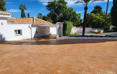 Resale - House - Detached Villa - Benalmádena - Benalmadena Centro