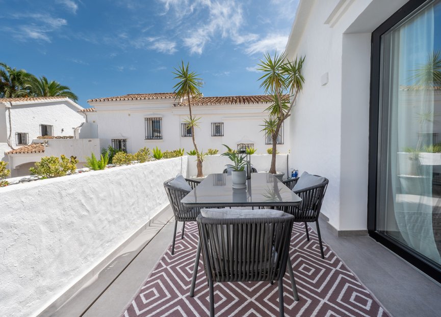 Resale - House - Townhouse - Marbella - Las Brisas