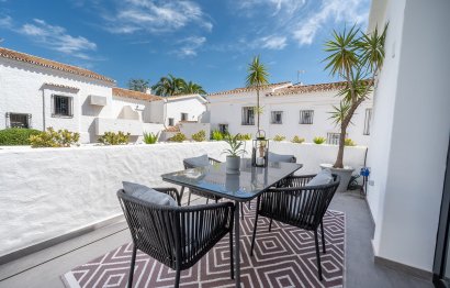 Resale - House - Townhouse - Marbella - Las Brisas