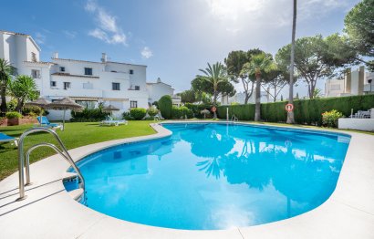 Resale - House - Townhouse - Marbella - Las Brisas