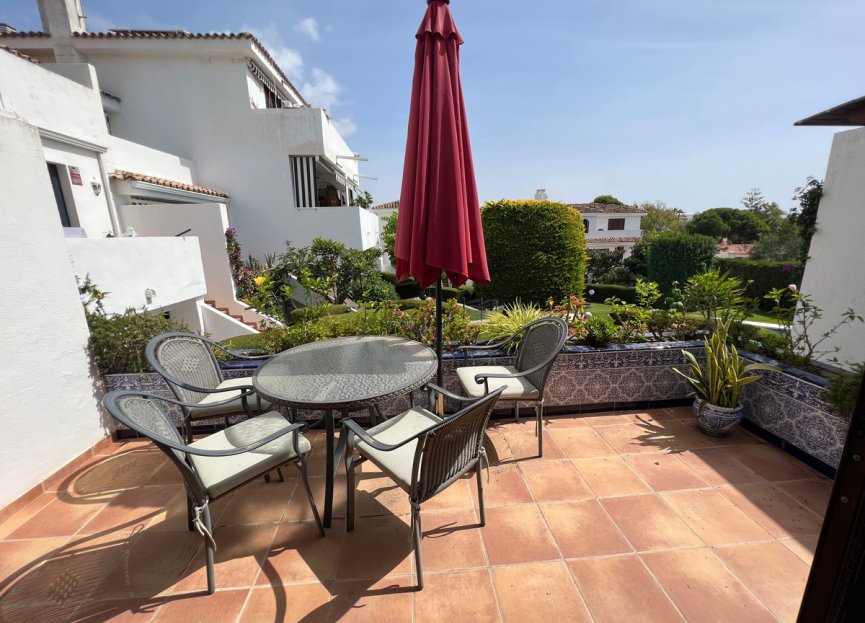 Resale - House - Townhouse - Estepona - Estepona Centro