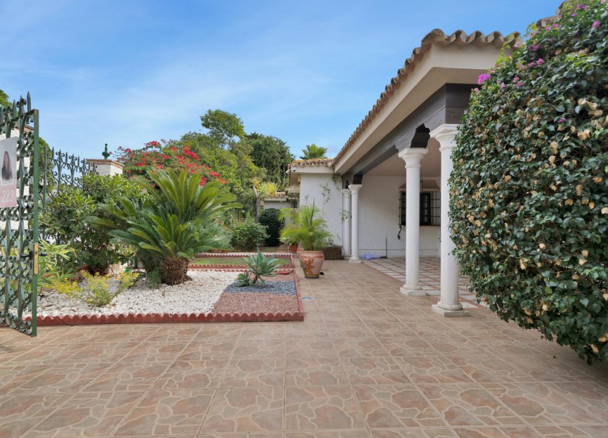 Resale - House - Detached Villa - Marbella - Cabopino