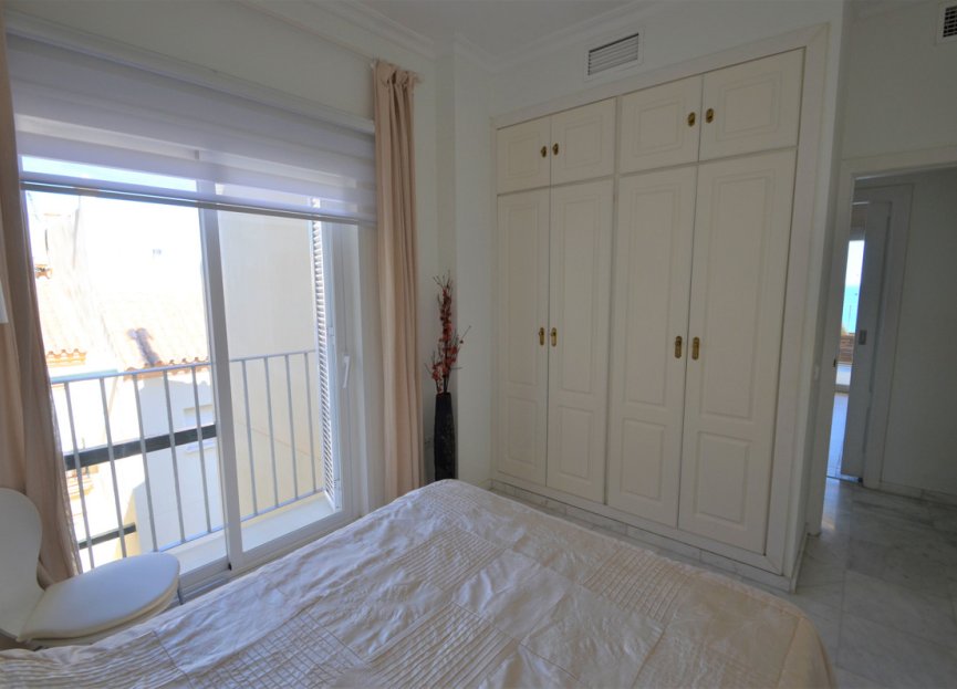 Resale - Apartment - Penthouse - Manilva - La Duquesa