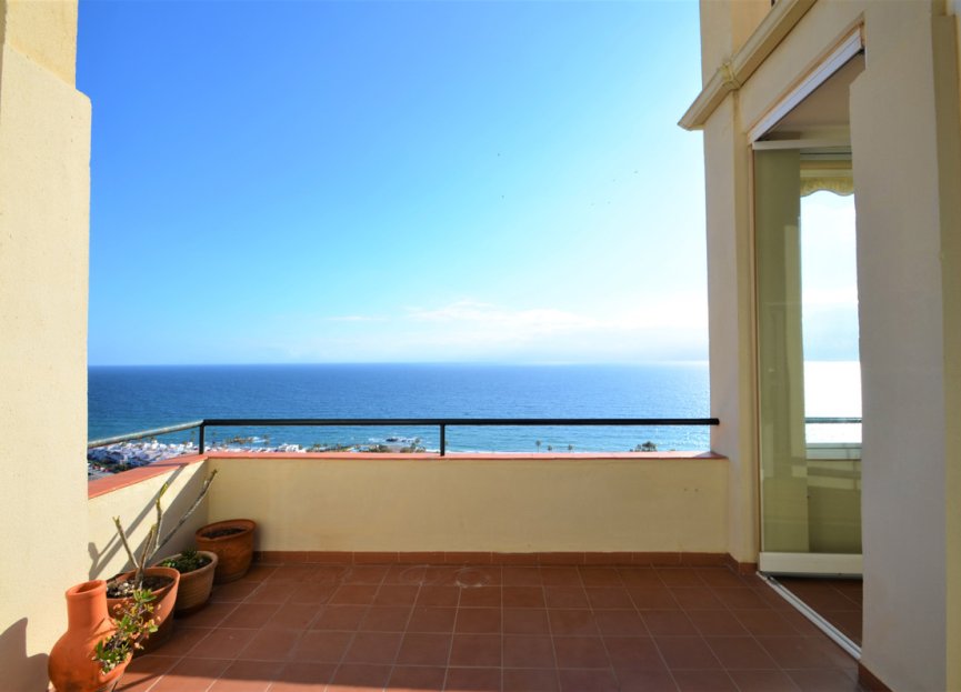 Resale - Apartment - Middle Floor Apartment - Manilva - La Duquesa