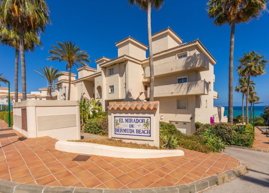 Resale - Apartment - Middle Floor Apartment - Estepona - Estepona Centro