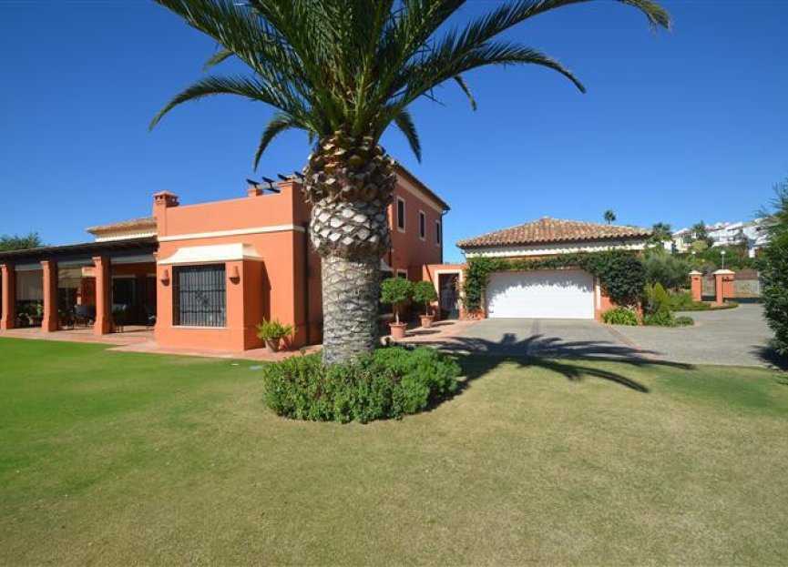 Resale - House - Detached Villa - Manilva - La Duquesa