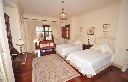 Resale - House - Detached Villa - Manilva - La Duquesa