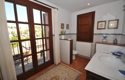 Resale - House - Detached Villa - Manilva - La Duquesa