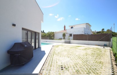 Reventa - House - Detached Villa - Estepona - Estepona Centro