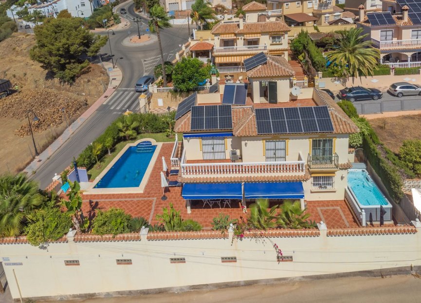 Resale - House - Detached Villa - Mijas - Las Lagunas