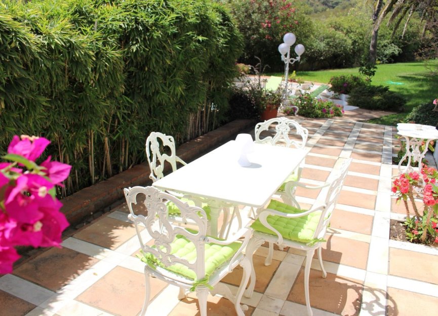 Resale - House - Detached Villa - Casares - Casares Centro