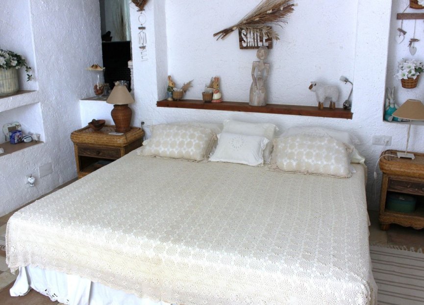 Resale - House - Detached Villa - Casares - Casares Centro