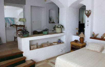 Resale - House - Detached Villa - Casares - Casares Centro