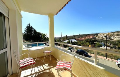 Resale - House - Detached Villa - Estepona - Estepona Centro