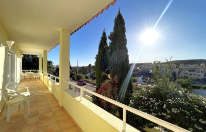 Resale - House - Detached Villa - Estepona - Estepona Centro