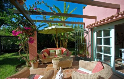 Resale - House - Finca - Cortijo - Estepona - Estepona Centro