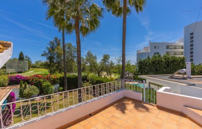 Resale - House - Detached Villa - Marbella - Guadalmina Alta