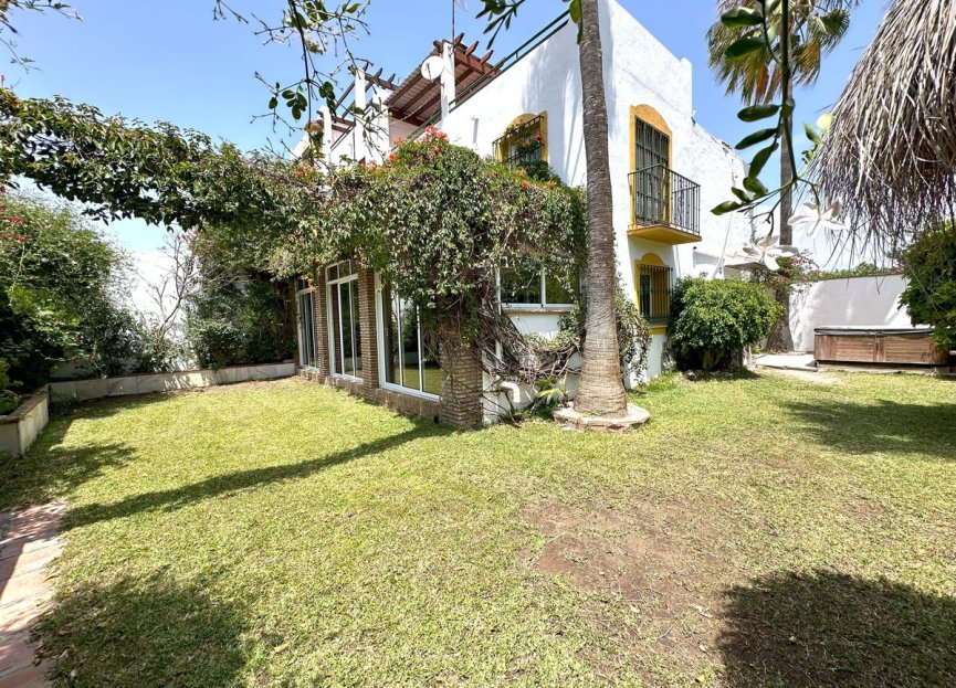 Resale - House - Semi-Detached House - Marbella - San Pedro De Alcantara