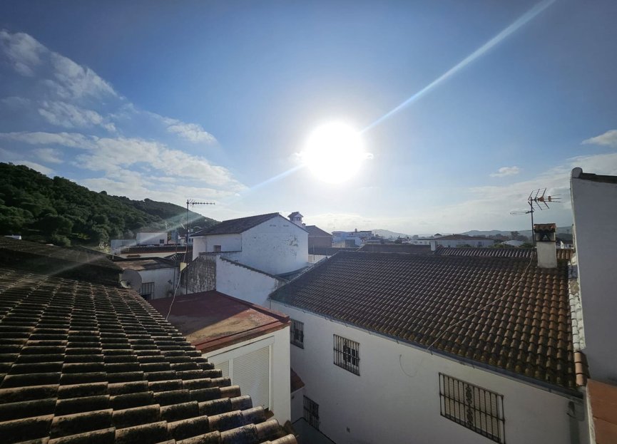 Resale - House - Townhouse - Casares - Casares Centro