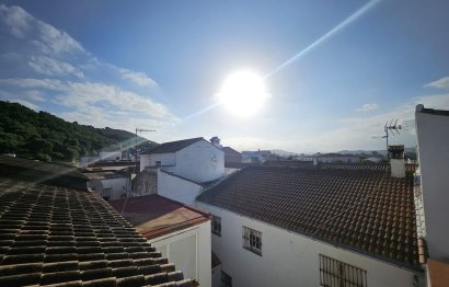 Resale - House - Townhouse - Casares - Casares Centro