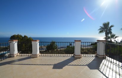 Resale - House - Detached Villa - Manilva - La Duquesa