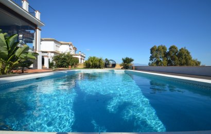 Resale - House - Detached Villa - Manilva - La Duquesa