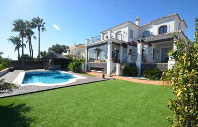 Resale - House - Detached Villa - Manilva - La Duquesa