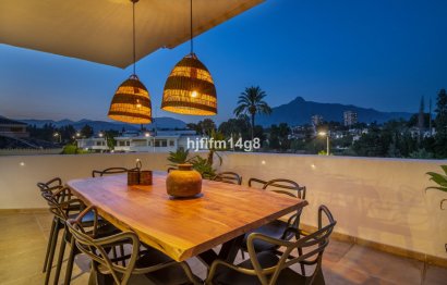 Resale - Apartment - Penthouse - Marbella - Nueva Andalucia