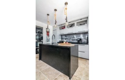 Resale - Apartment - Penthouse - Marbella - Nueva Andalucia