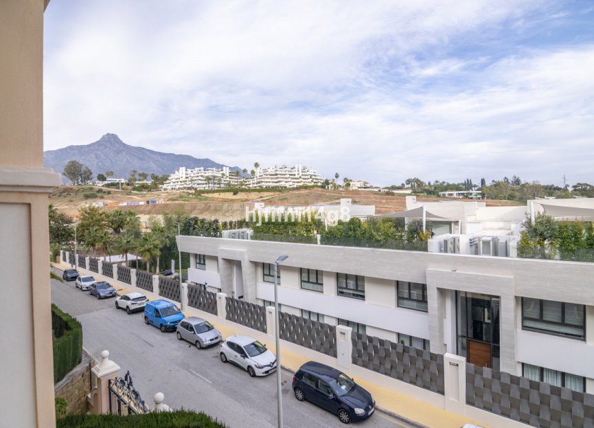 Resale - Apartment - Middle Floor Apartment - Marbella - The Golden Mile