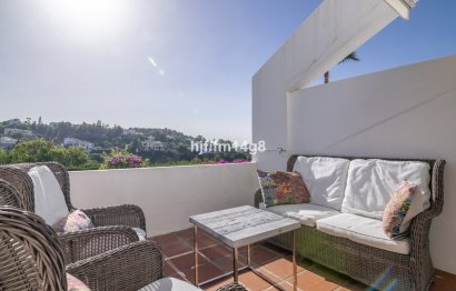 Resale - Apartment - Middle Floor Apartment - Benahavís - La Quinta