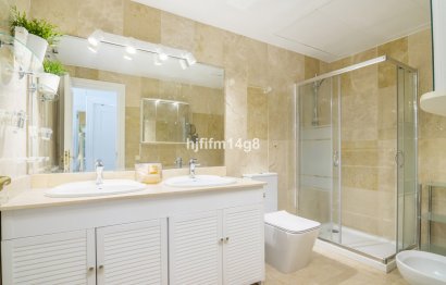 Resale - Apartment - Middle Floor Apartment - Benahavís - La Quinta