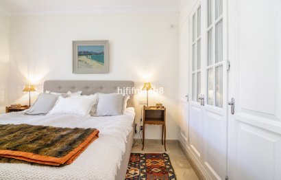 Resale - Apartment - Middle Floor Apartment - Marbella - Nueva Andalucia