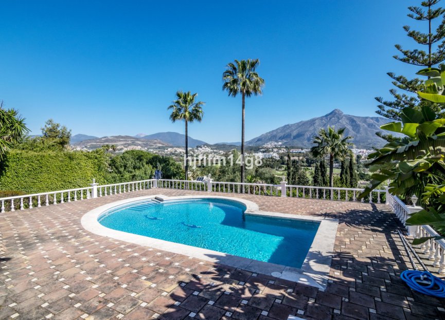 Resale - House - Detached Villa - Marbella - Las Brisas