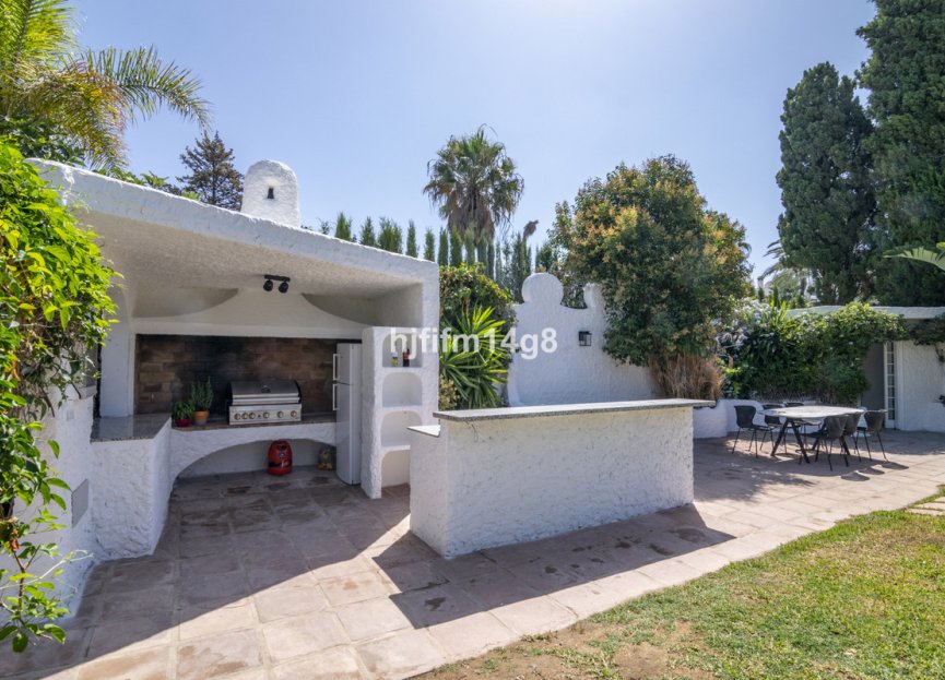 Resale - House - Detached Villa - Marbella - San Pedro De Alcantara