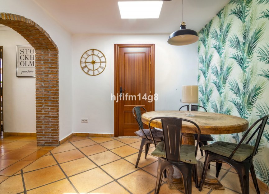 Resale - House - Detached Villa - Benahavís - Benahavís Centro