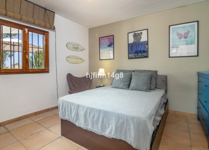 Resale - House - Detached Villa - Benahavís - Benahavís Centro