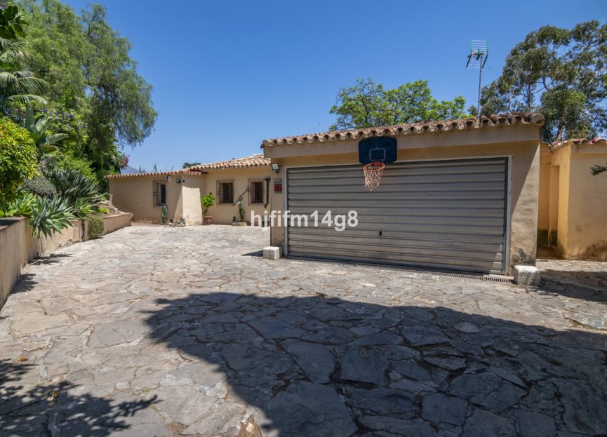 Resale - House - Detached Villa - Benahavís - Benahavís Centro