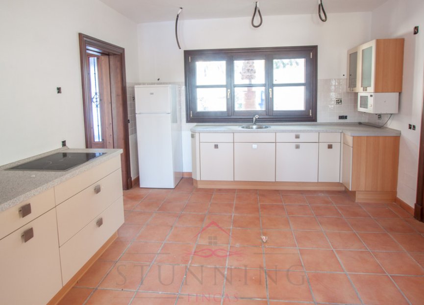 Resale - House - Finca - Cortijo - Casares - Casares Centro