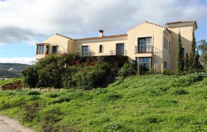 Reventa - House - Finca - Cortijo - Casares - Casares Centro