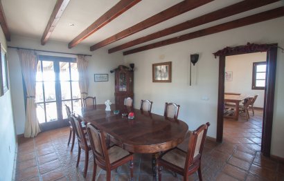 Reventa - House - Finca - Cortijo - Casares - Casares Centro