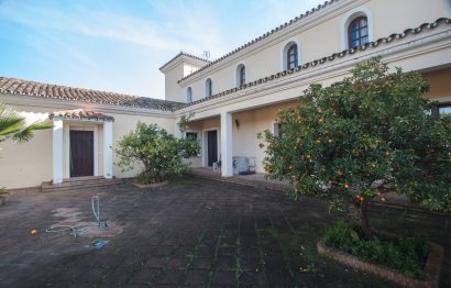 Reventa - House - Finca - Cortijo - Casares - Casares Centro