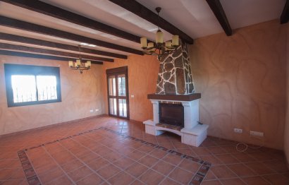 Reventa - House - Finca - Cortijo - Estepona - Estepona Centro