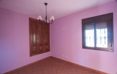 Reventa - House - Finca - Cortijo - Estepona - Estepona Centro