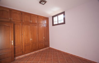 Reventa - House - Finca - Cortijo - Estepona - Estepona Centro