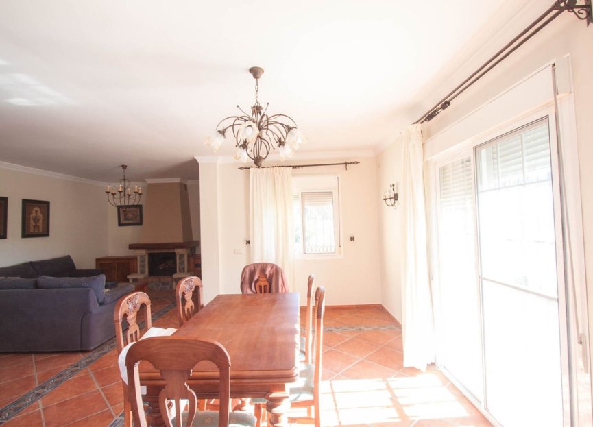 Reventa - House - Finca - Cortijo - Estepona - Estepona Centro