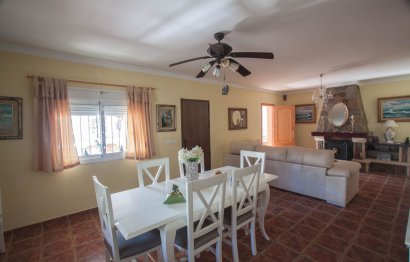 Reventa - House - Finca - Cortijo - Estepona - Estepona Centro