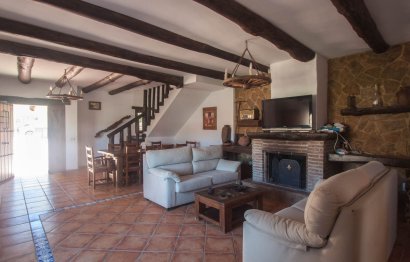 Reventa - House - Finca - Cortijo - Estepona - Estepona Centro